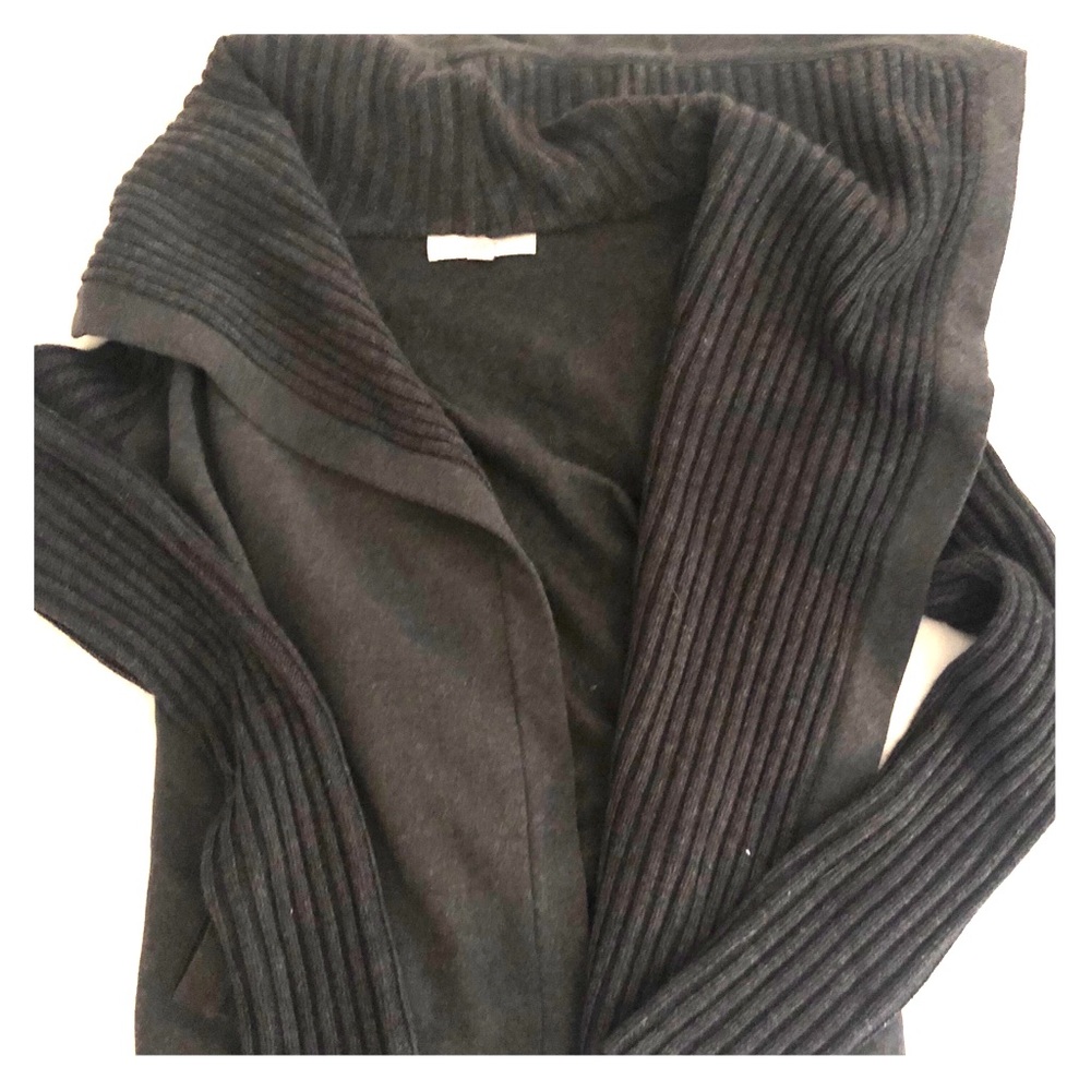 Loft women’a sweater. Worn once
